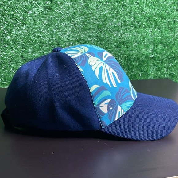 Palm Leaf Cap 🧢 - Picture 2 of 5